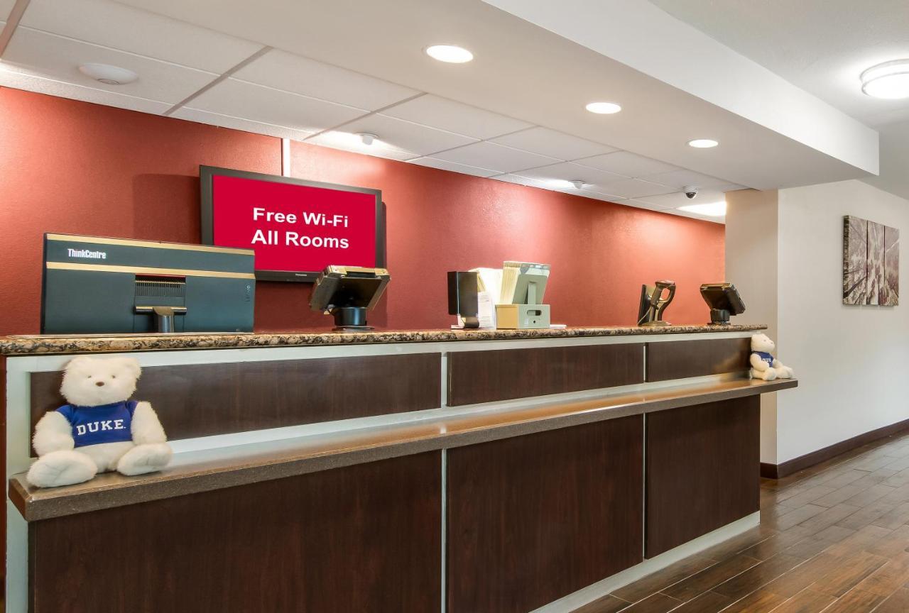Red Roof Inn Durham - Duke Univ Medical Center Экстерьер фото